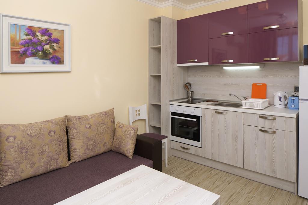 Mars Apartments In Tryavna Beach Complex Sveti Vlas Exterior photo